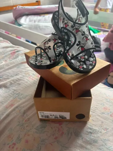 Mini melissa