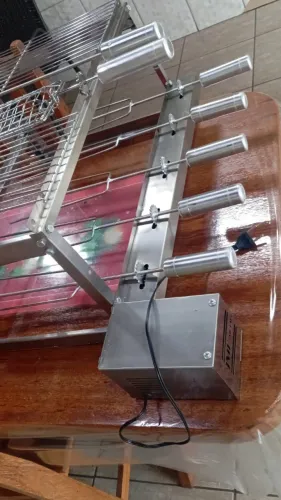 Vendo Gira Grill Novo, usado apenas uma vez 