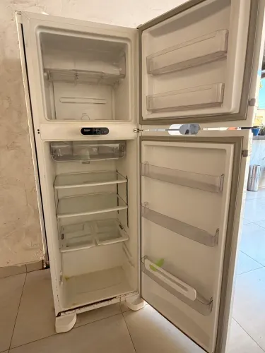 Geladeira cônsul