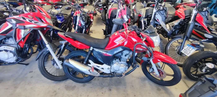 HONDA CG FAN 160 VERMELHA 2016 Shalon veículos Cariacica