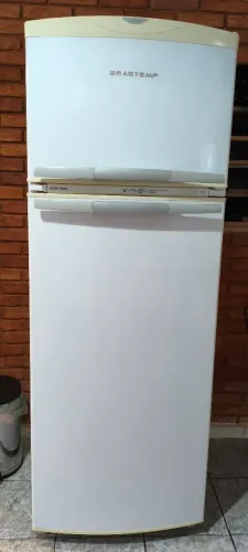 Refrigerador Brastemp Frost Free 350