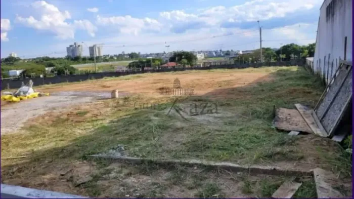 Oportunidade - Terreno em Condomínio - Condomínio Reserva do Paratehy - 741,81m².