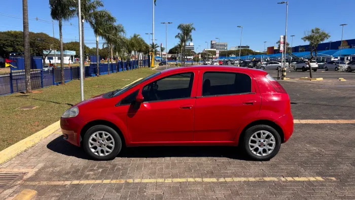 Fiat Punto 1.4 Fire Flex 8V 5P 2010