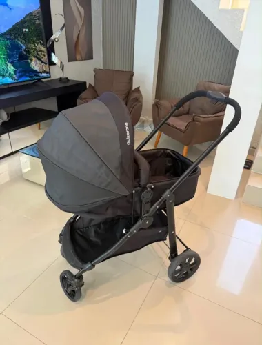 Carrinho de Bebê e Bebê Conforto Galzerano