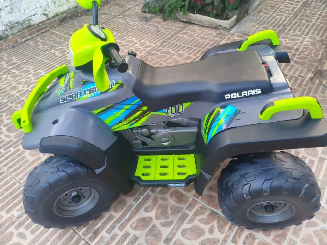 Quadriciclo elétrico Infantil 12v