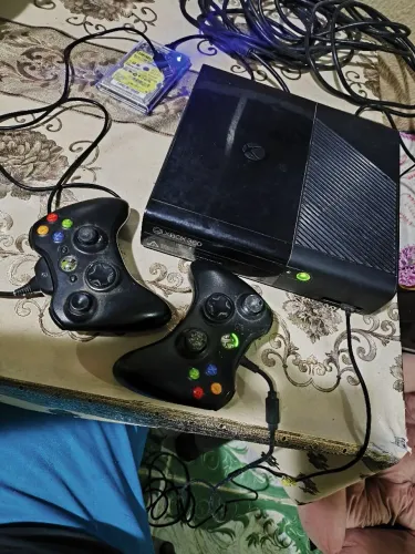 Xbox 360 Super Slim