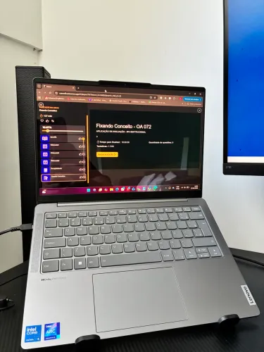 Notebook Lenovo Yoga Slim 7i OLED - 7 meses de garantia ainda