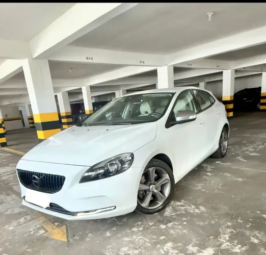 Volvo V40 T-4 Kinetic 2.0 Aut. 2018