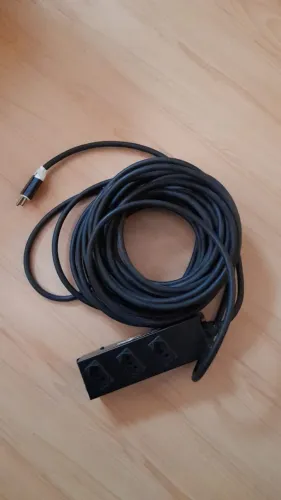 Extensão com 3 Tomadas Cabo PP 3x2,50 mm²