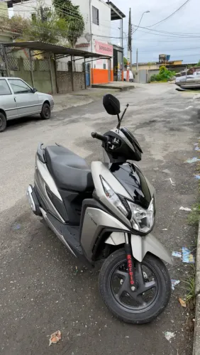 Honda Elite 125 [2024/2025] | 15.404 km | Particular | Conservada