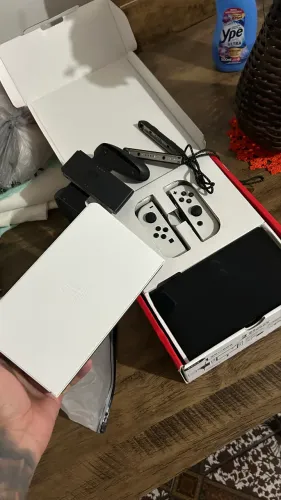 NINTENDO SWITCH OLED DESBLOQUEADO