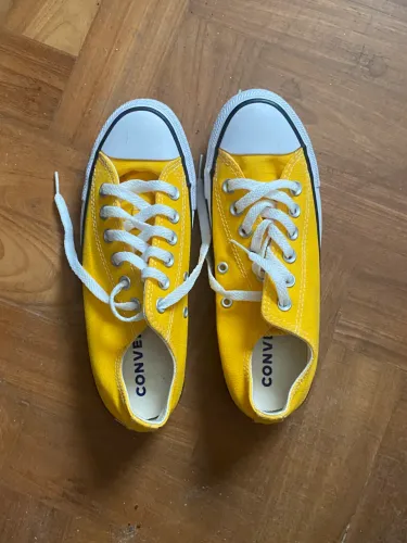Tênis All Star Converse Novo Amarelo Tamanho 35