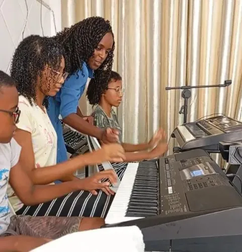 Aula de teclado 
