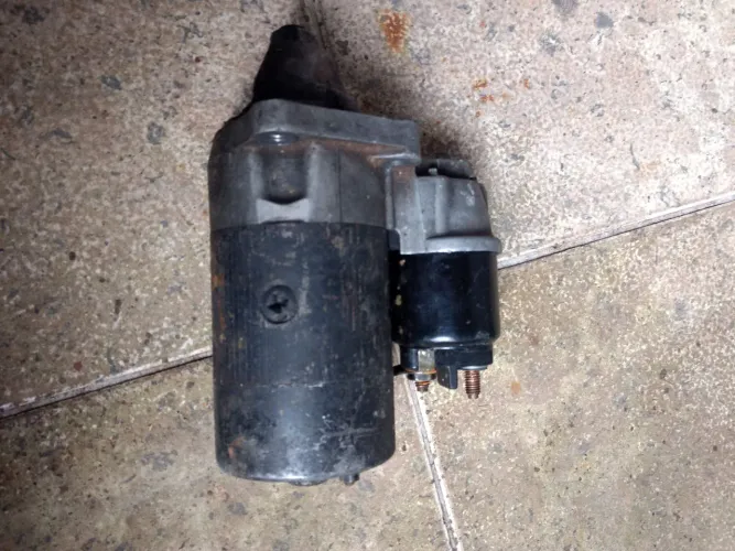 Motor de arranque Fiat Palio.