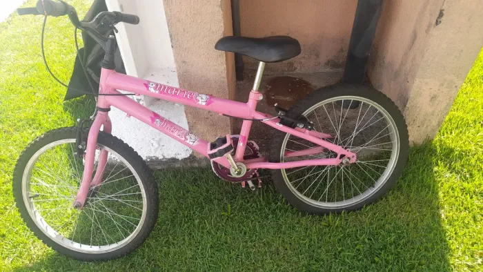 Bicicleta Aro 20 menina