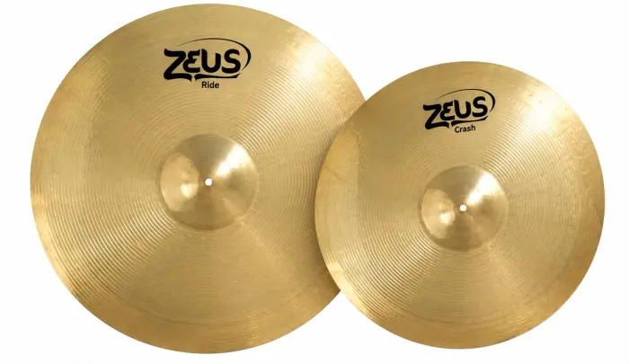 Pratos zeus , ride e crash linha b20 BEGINNER  com pequeno ameaçado no ride 