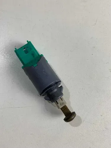 Sensor Pedal Embreagem Renault Clio Megane *0 Preto