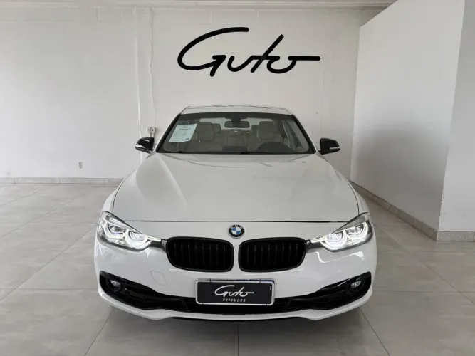 BMW 320I A Modern/sport TB 2.0/a.flex 16V 4P 2018