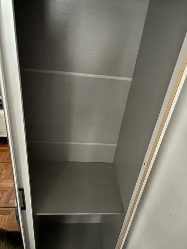 Guarda-roupa 3 portas, com espelho - solteiro