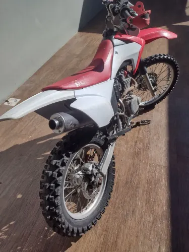 Moto original, único dono 2015
