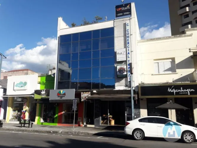 Sala para alugar por R$ 1.050,00/mês - Centro - Poços de Caldas/MG