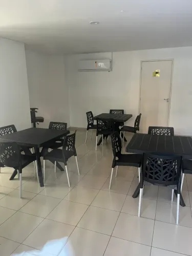 Alugo Cobertura Garden na Ponta Verde