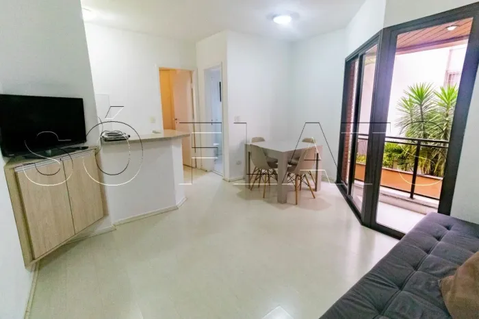 Flat Personal disponível para locação na Avenida Rouxinol e próximo do Shopping Ibirapuera