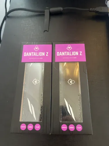 16GB 2x8GB DDR4 3200MHz CL16 Lacrado Dual Channel