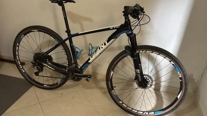 Bicicleta Giant Aluxx SL 