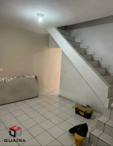Sobrado à venda 3 quartos 2 vagas Nogueira - Diadema - SP