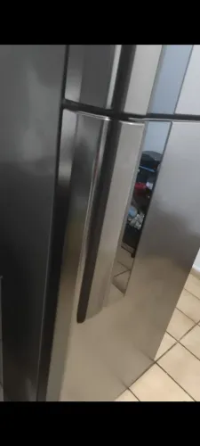 Geladeira Eletrolux inox