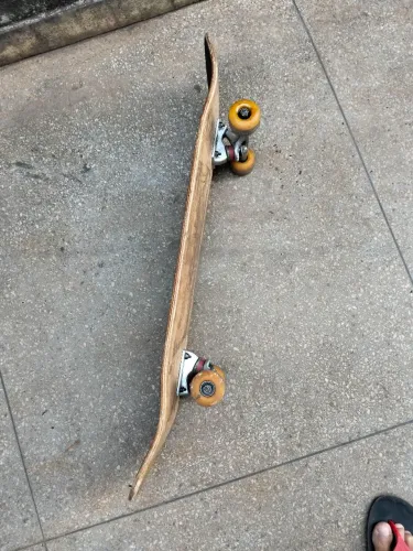 ?Skate. ?Truck Metallum. ?Rolamento Rolink China.