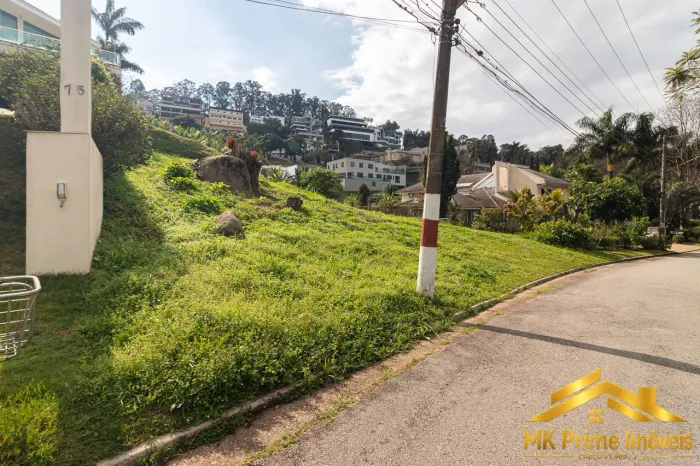 Terreno Tamboré 1 - 1.688,86M² - Com Projeto