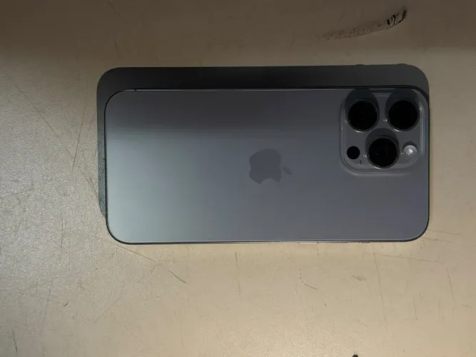 Iphone 15 pro Max 256 91%bateria