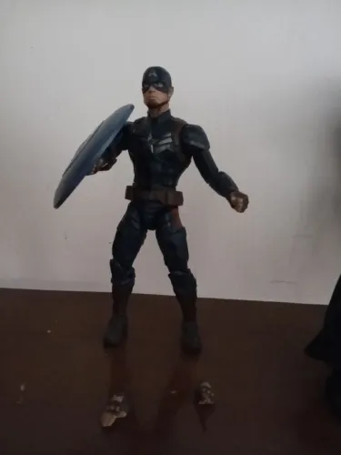 CAPITÃO AMÉRICA - MARVEL LEGENDS