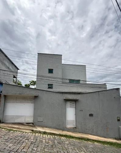PREÇO REDUZIDO! Excelente casa em Três Rios - RJ com 3 quartos (1 suíte com closet)