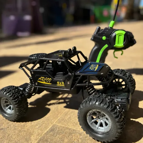 Carro de Controle Remoto 4X4 (Novo)