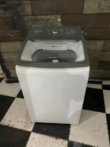 Vendo máquina de lavar roupa Brastemp 12 kilo 127 volts funcionando