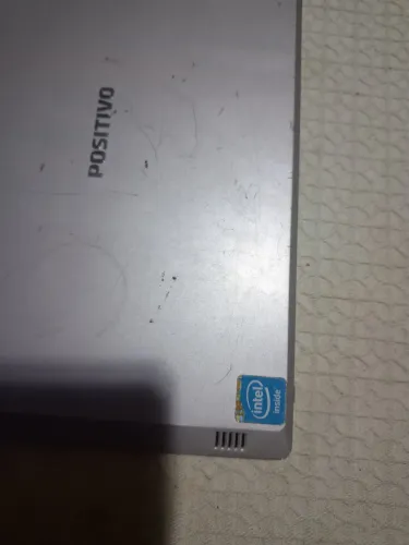 Tablet positivo para consertar ou retirada de peças 
