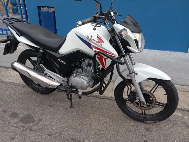 Moto em meu nome