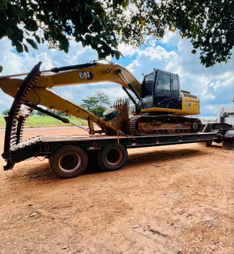 Carreta prancha 2 eixos ano 2021