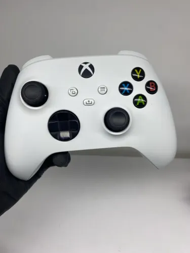 CONTROLE XBOX SERIES S ? SEMINOVO