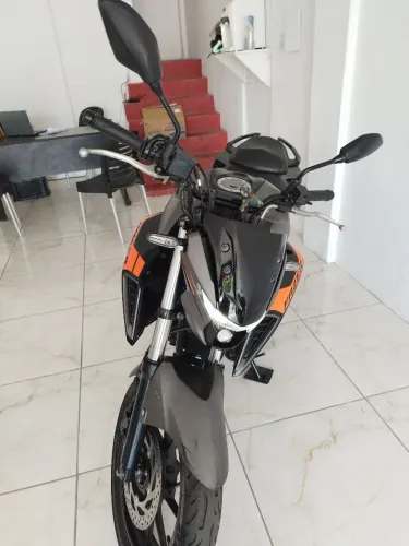 Moto pra vender logo FAZER 250 ABS 25/25 aceitamos moto na base de troca.