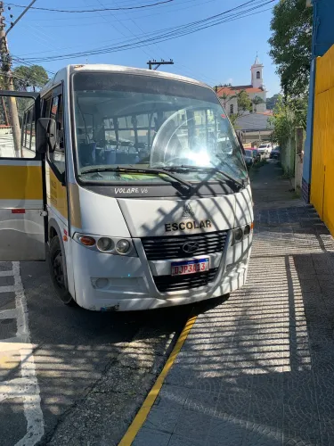 Volare v6 29 lugares vendo linha escolar