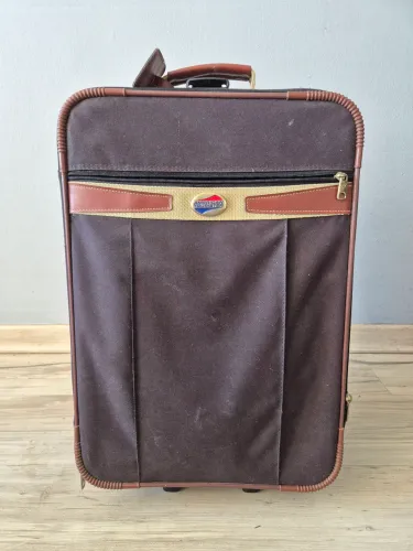 Mala de viagem American Tourister com rodinhas - estilo retrô/vintage