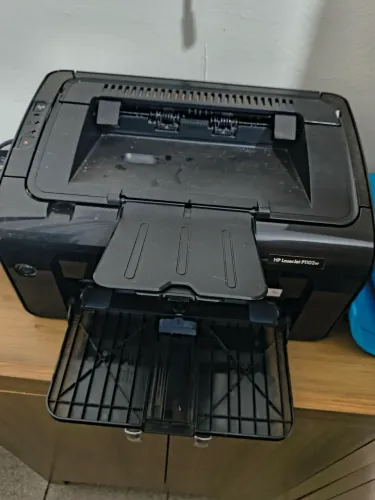 Impressora HP LaserJet P1102w