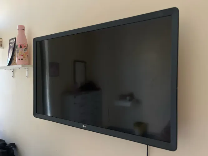 TV LG Smart TV 32? Full HD LED webOS