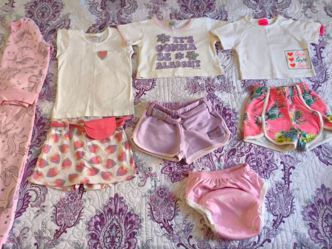 Lote menina 1/2 anos