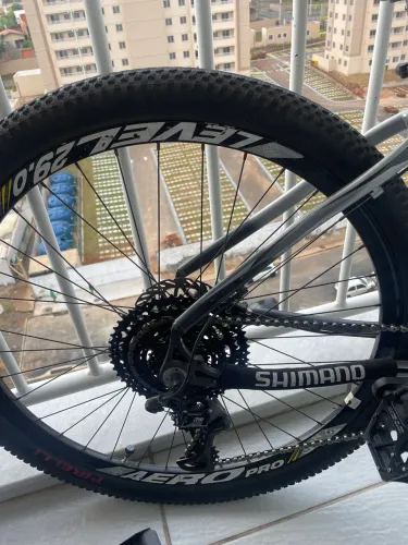 Bicicleta aro 29 de trilha