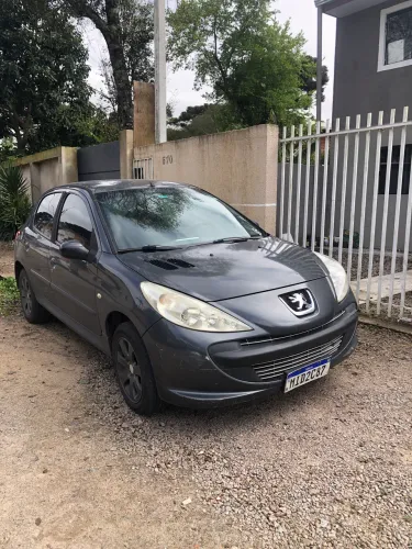 Peugeot 207 XR 1.4 Flex 8V 5P 2011